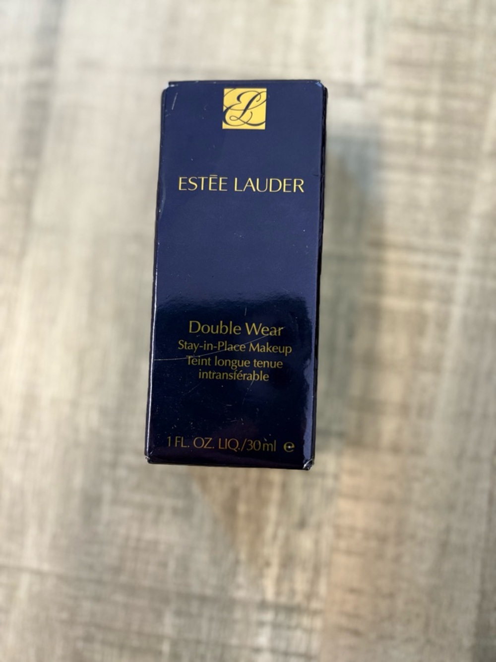 Estee Lauder Double Wear Stay in Place Foundation 1N2 Ecru